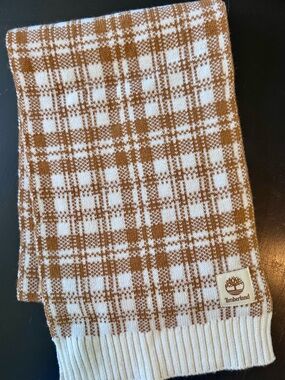 Timberland Cream & Brown Plaid Knit Scarf